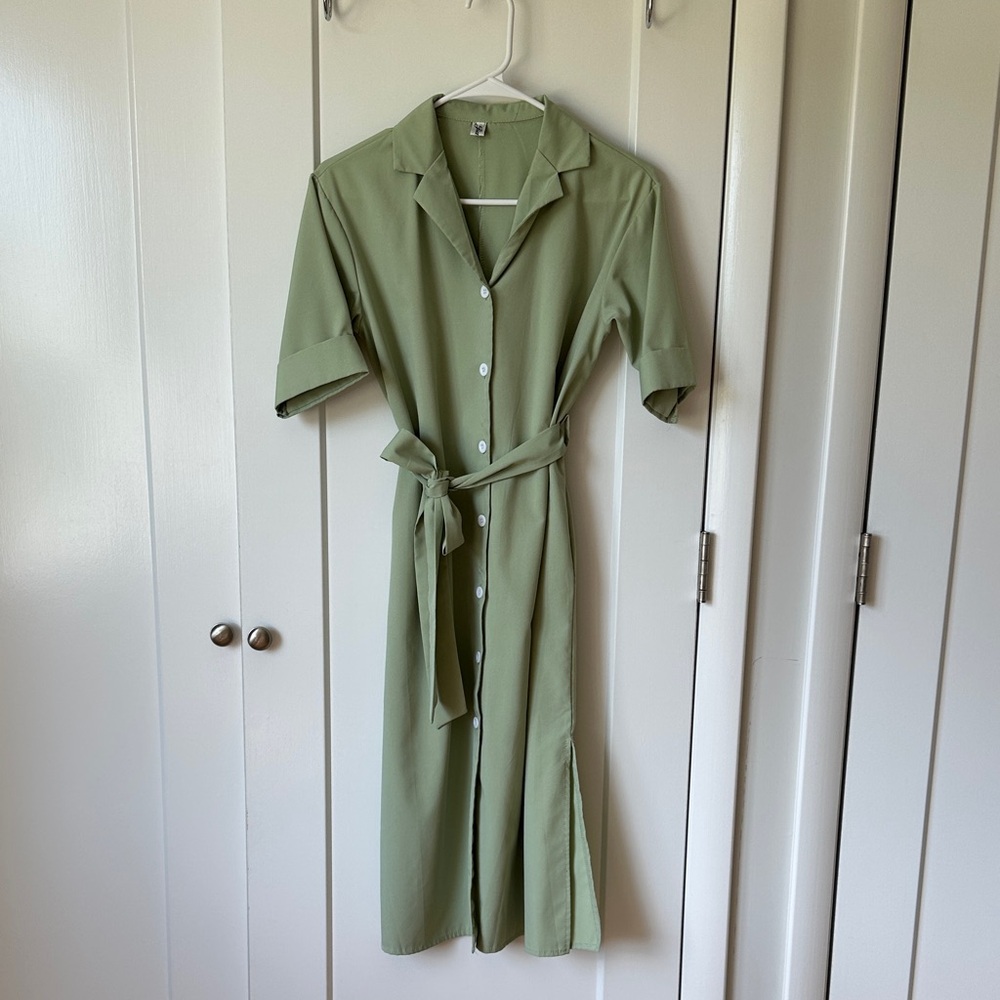 Elegant Green Shirt Dress